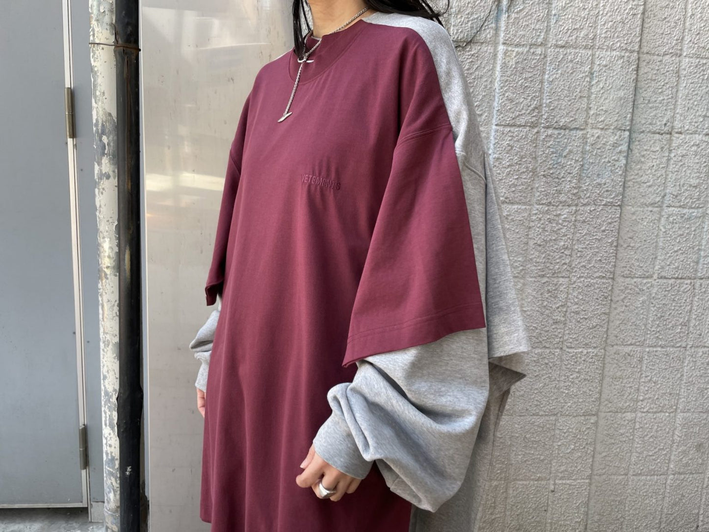 MERGED T-SHIRT SWEATSHIRT