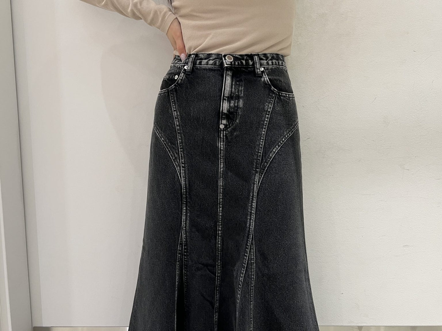 WASHED DENIM MERMAID LINE SKIRT【25AW】
