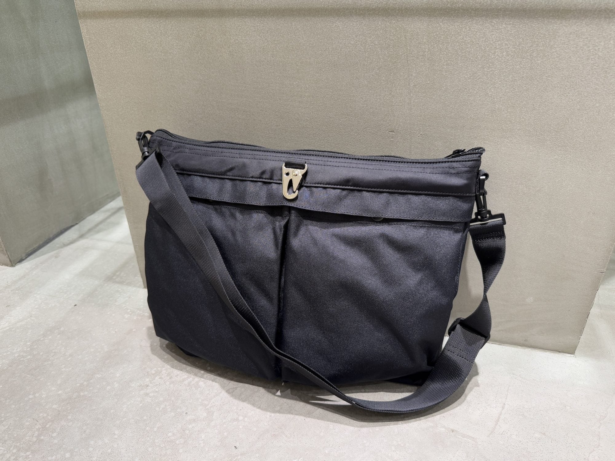 MB-012 DOCKING HELMET BAG｜M53.（エムゴーサン）通販オンライン