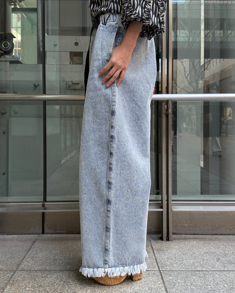 NEWNEW BELTED DENIM