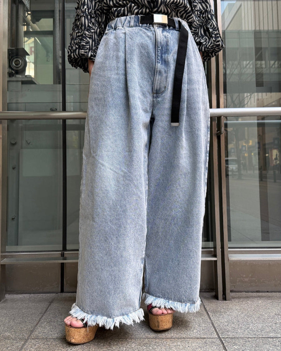 NEWNEW BELTED DENIM