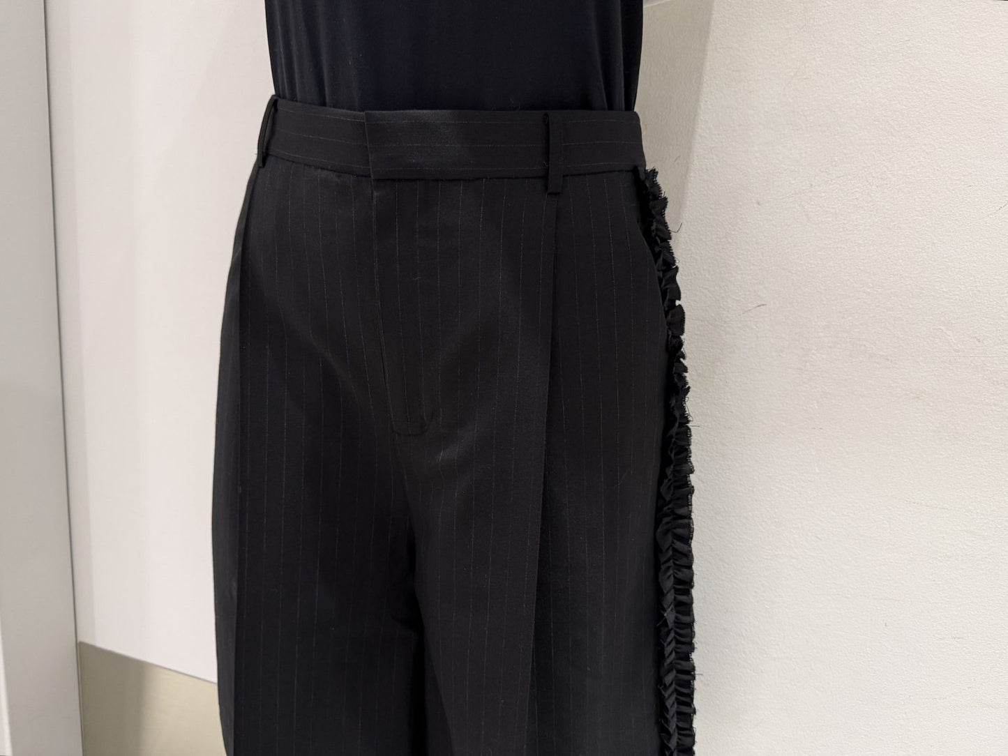 Ruffle Shorts（MEN）