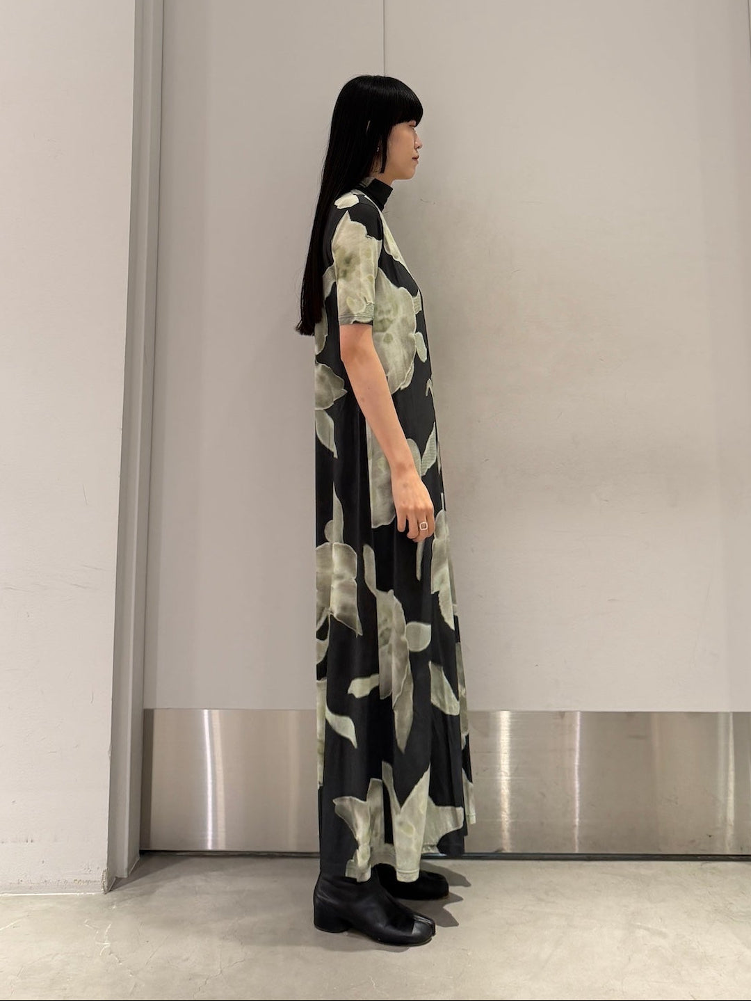 ハイネックロングドレス