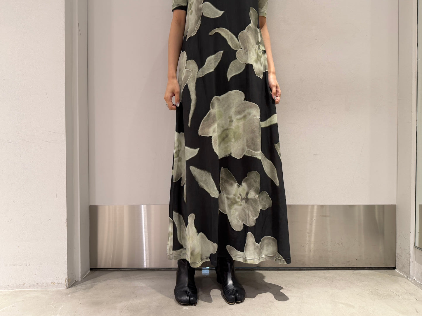 ハイネックロングドレス