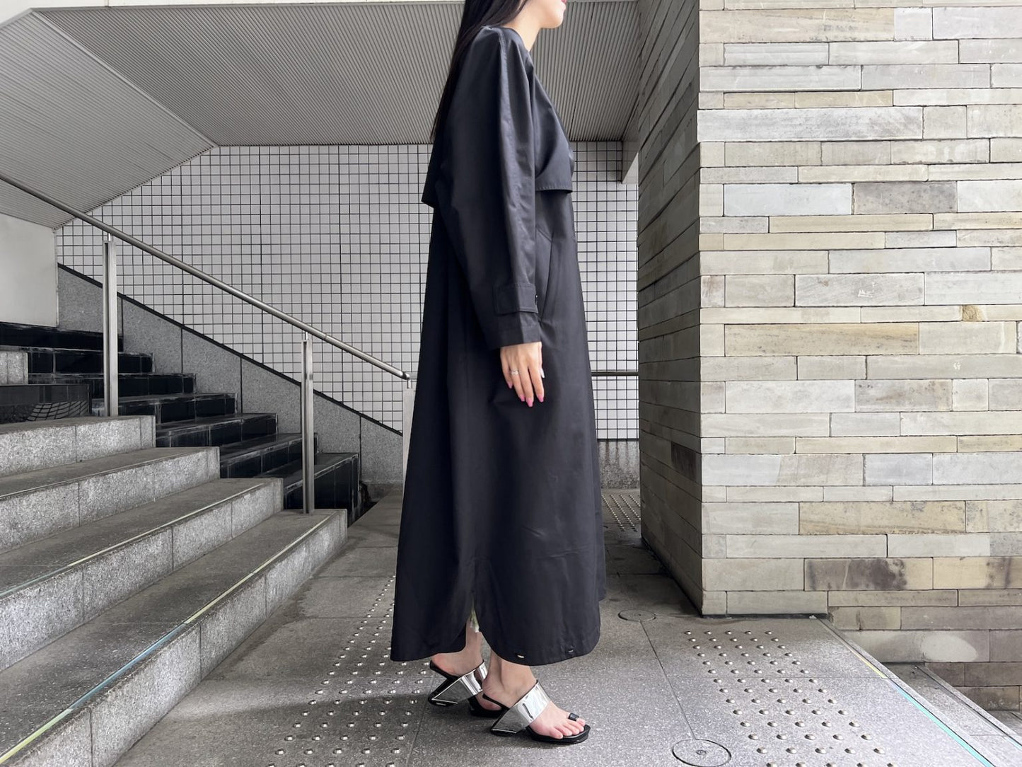 BALLOON SHAPE BUTTONED TRENCH COAT