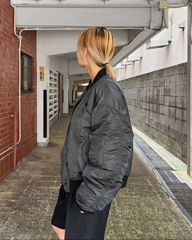 REVERSIBLE BOMBER