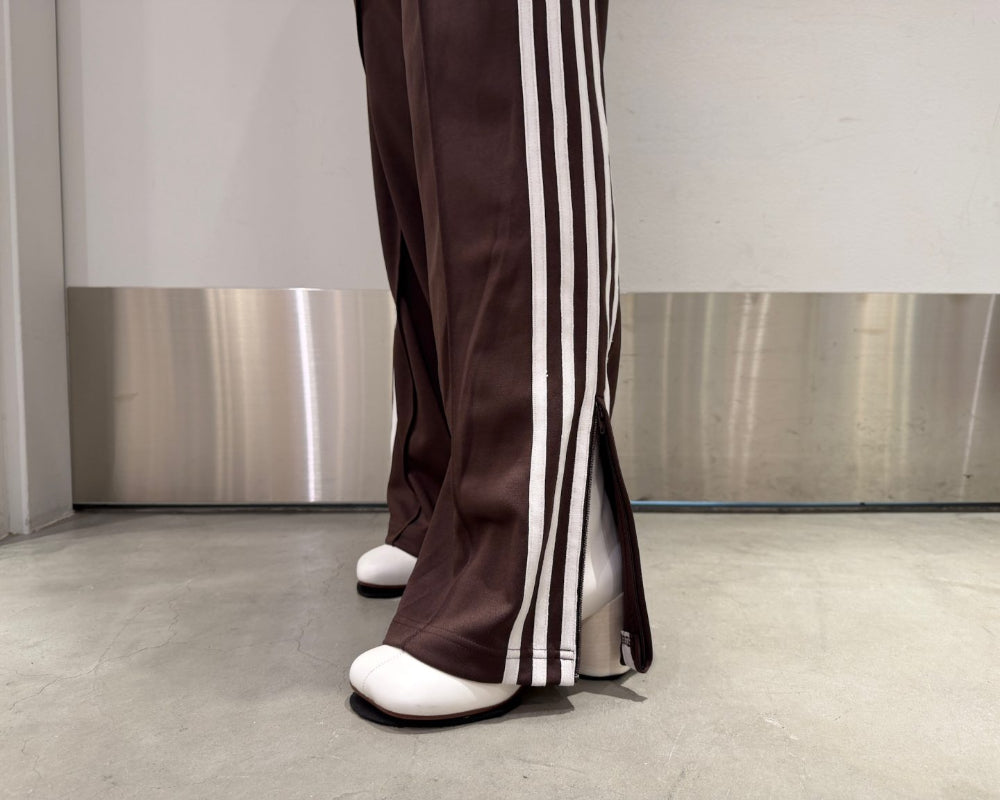 5LINE TRACK PANTS