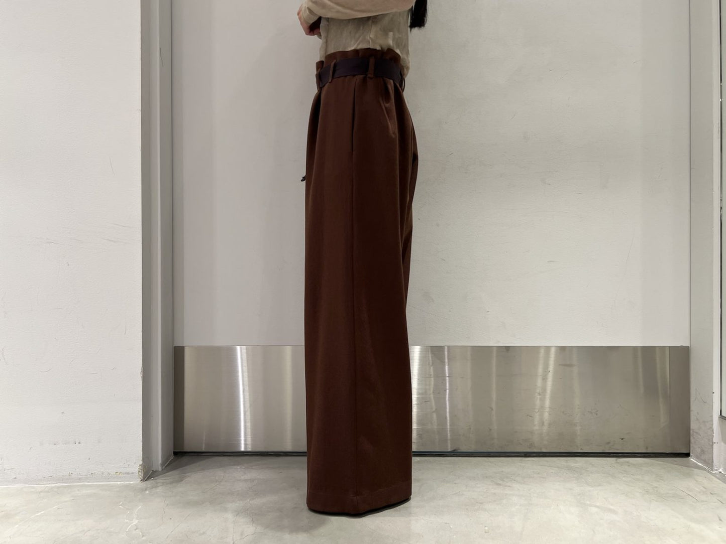 ベルト付ウールワイドパンツ【25AW】
