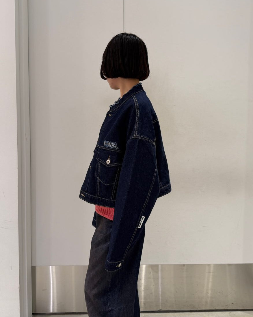 SIGNATURE SHORT G-JUMPER