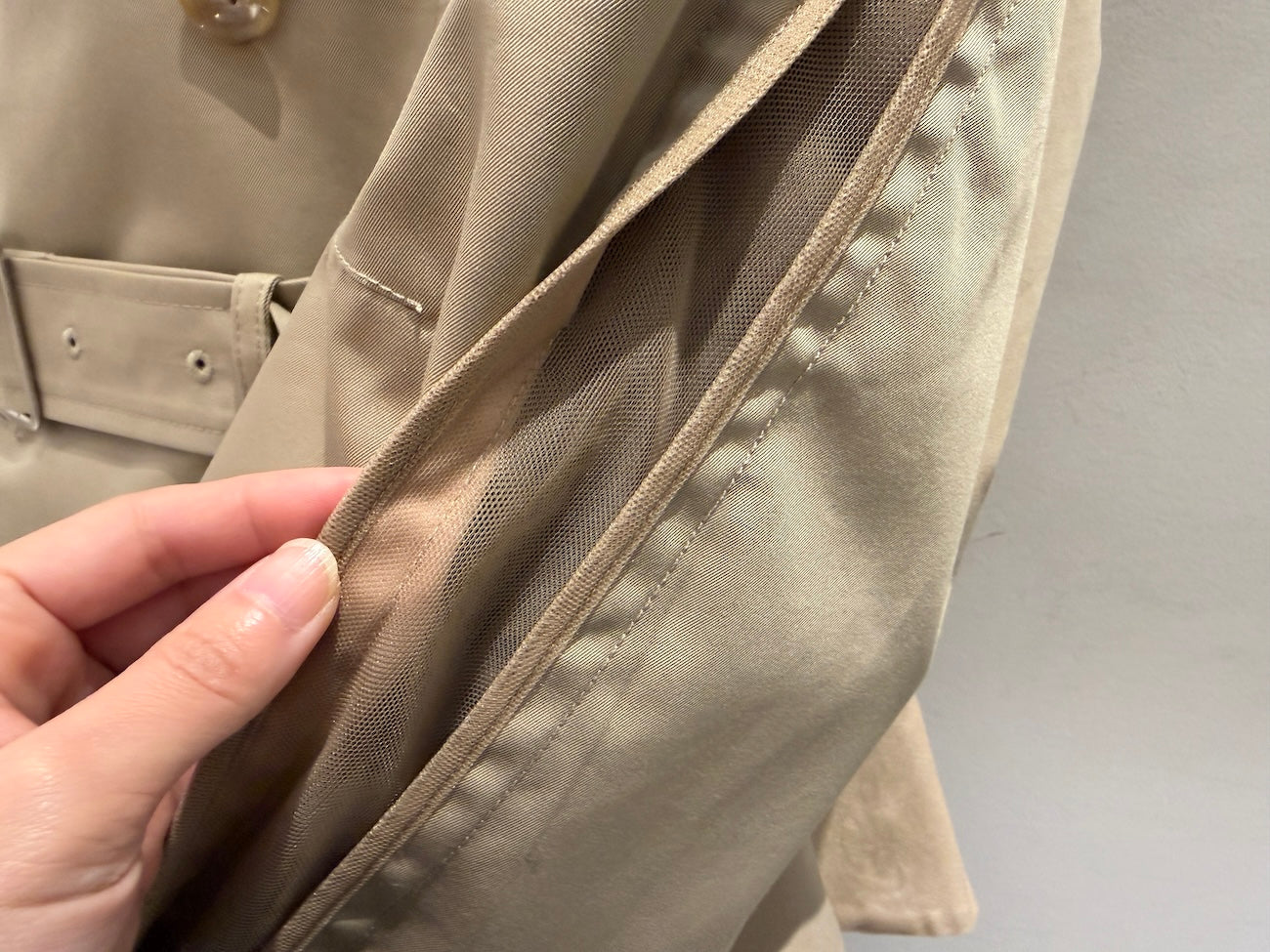 トレンチコート