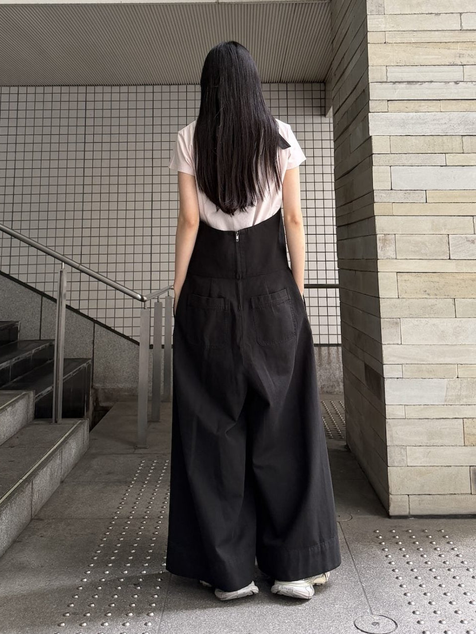 SLEEVELESS JUMPSUIT