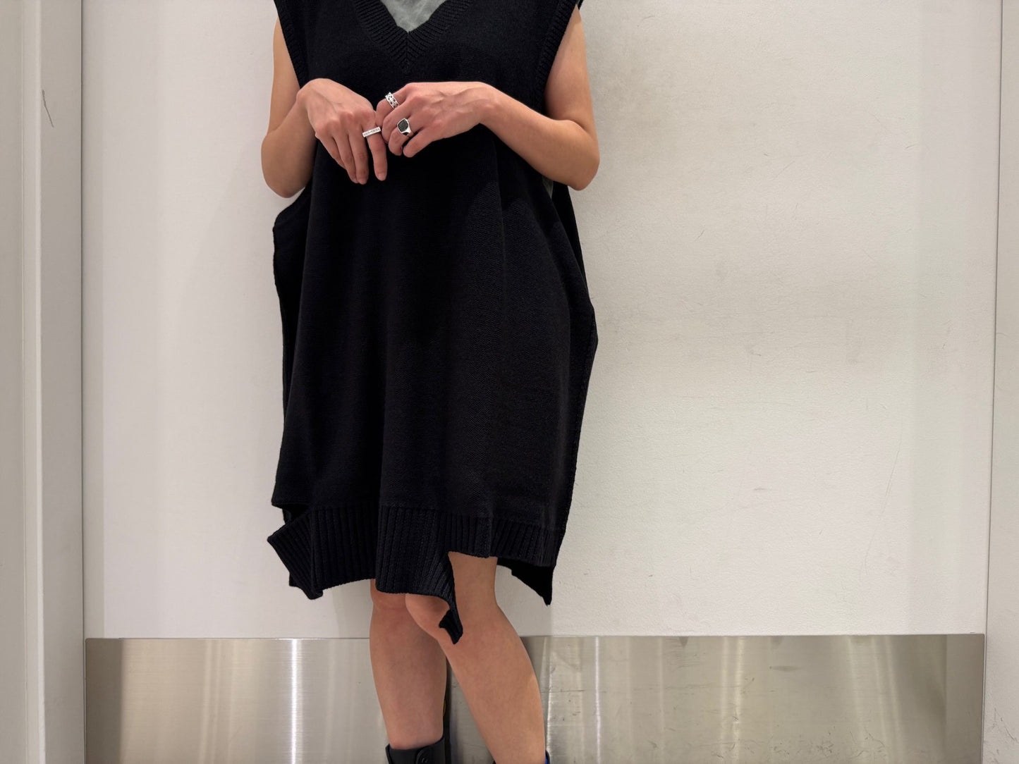 Ⅴネックニットドレス【25AW】