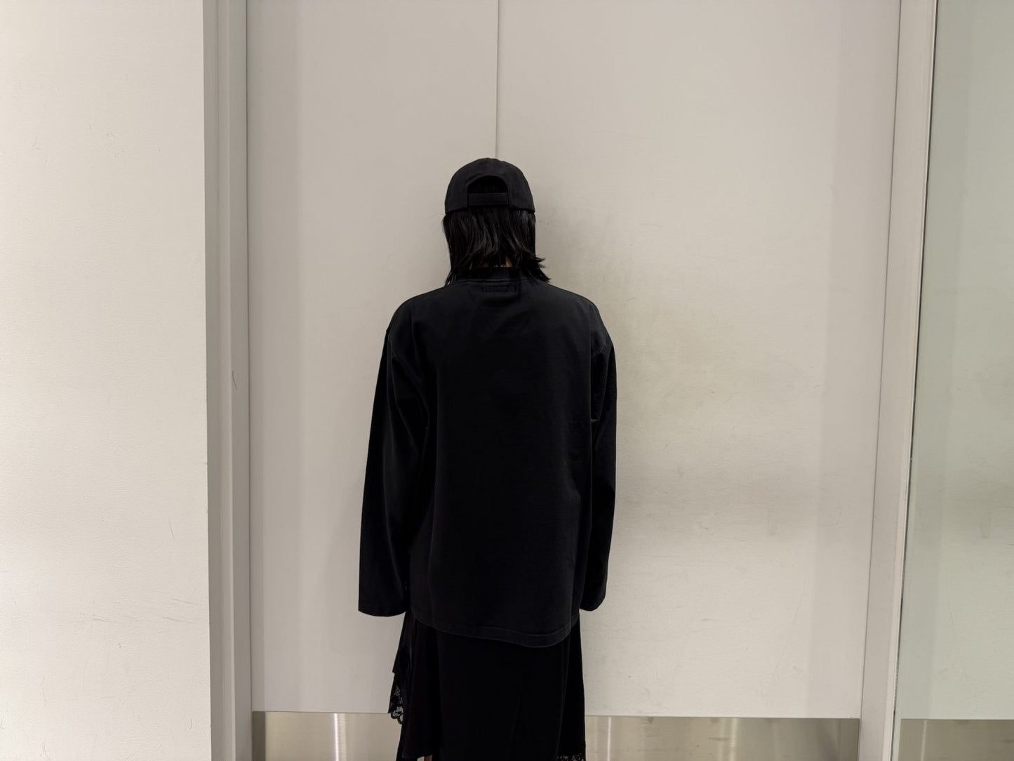 PARIS EMBROIDERED LONGSLEEVE（UNISEX）