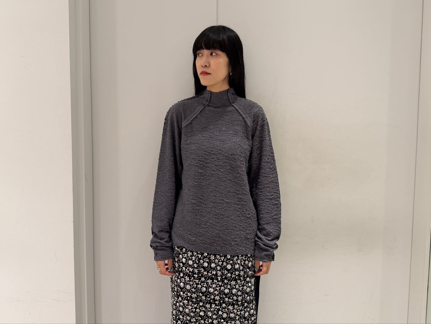 WOOL JACQUARD CUT-OUT TURTLE NECK TOP【25AW】