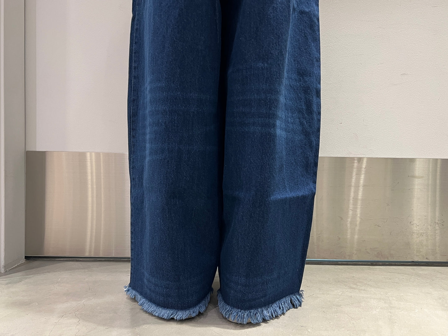 デニム ベルテットパンツ