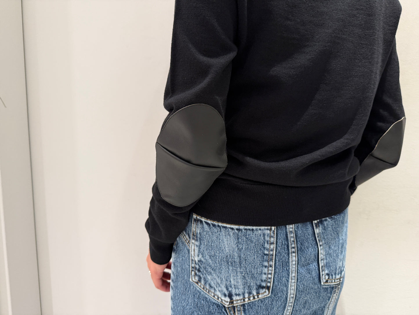 エルボーパッチクルーニット【25AW】