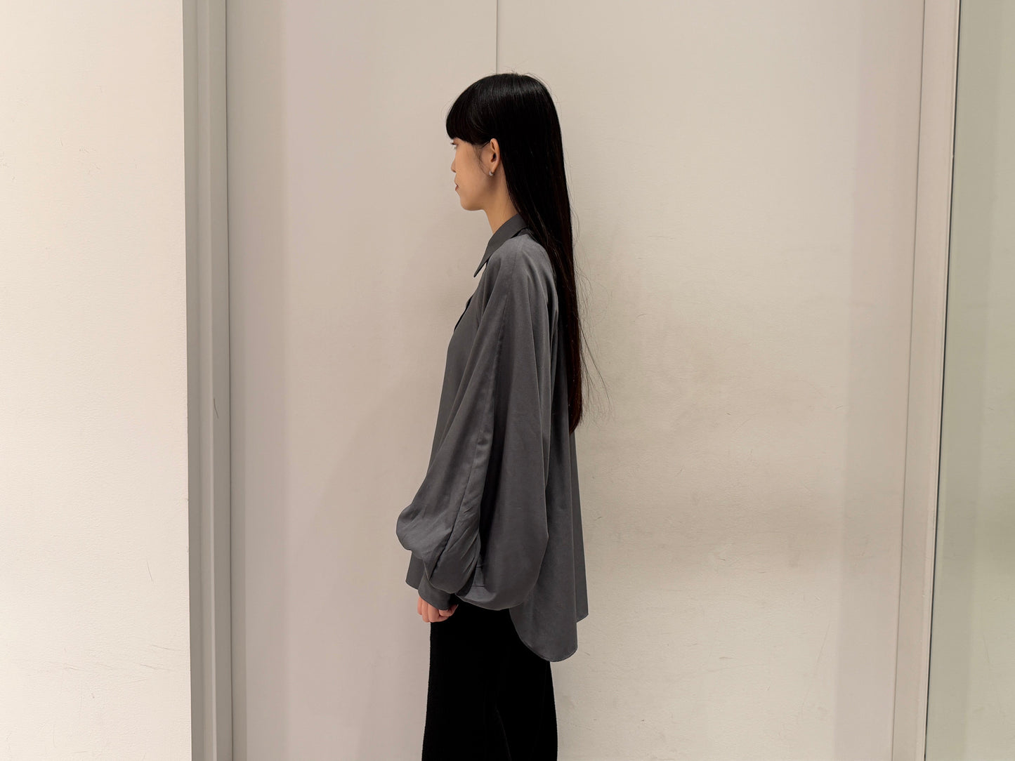 DIFFERENCE GATHER SHIRT