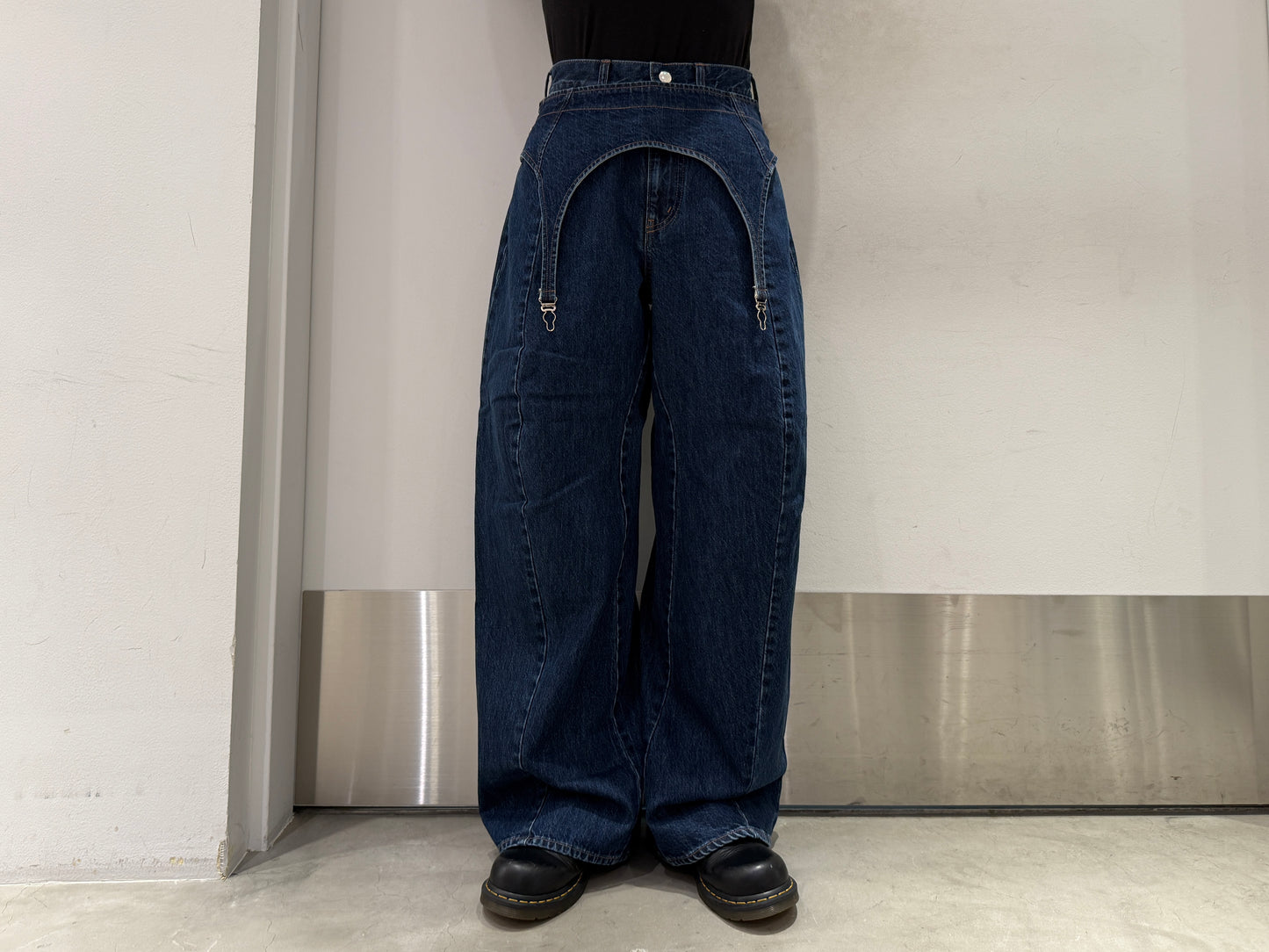 ガーター付デニムパンツ【25AW】