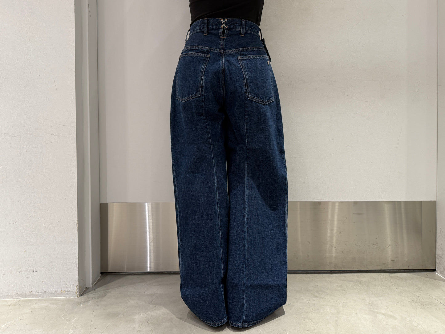 ガーター付デニムパンツ【25AW】