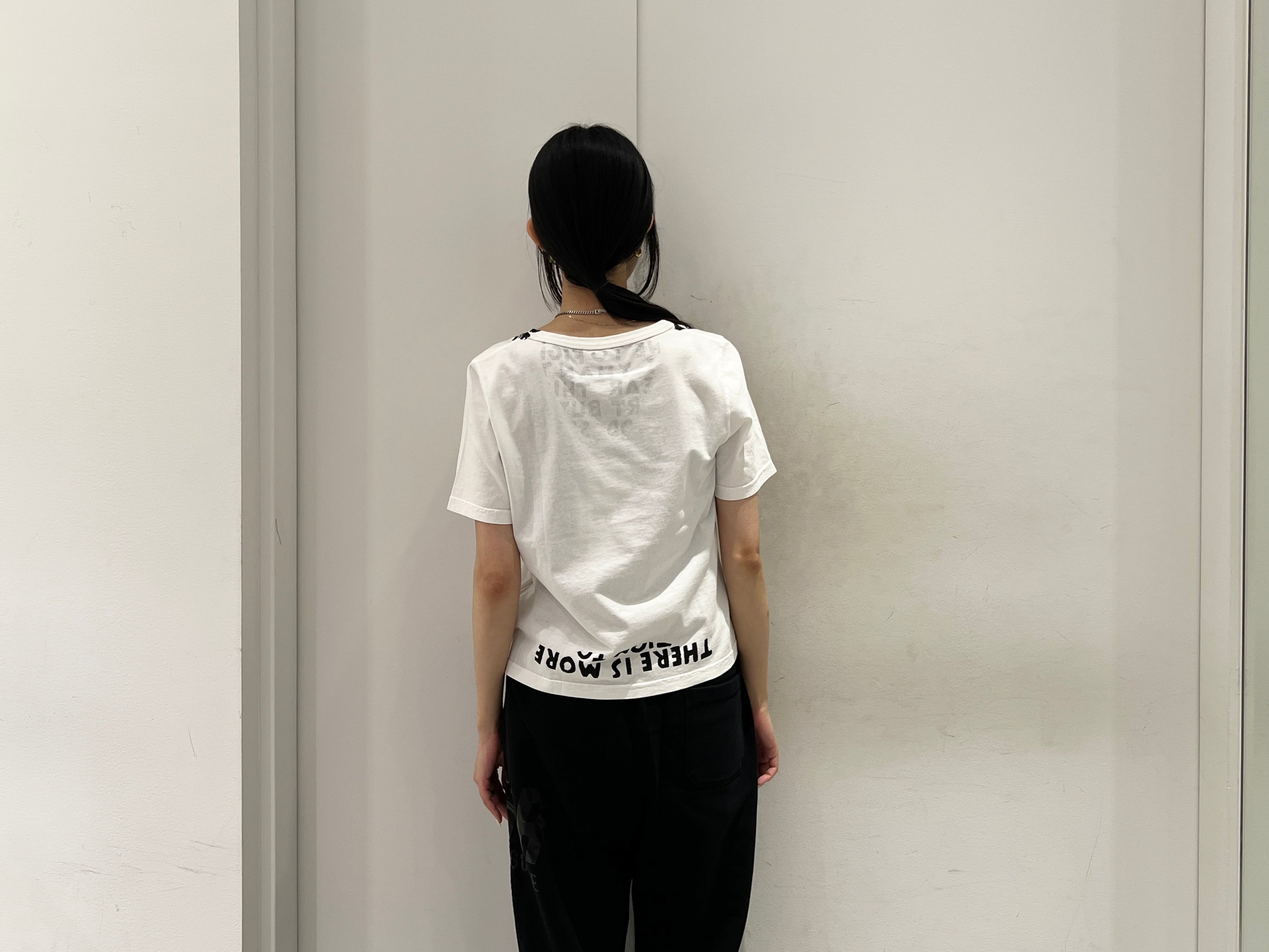 VネックSIDA Tシャツ｜MM6 MAISON MARGIELA｜MOGGIE CO-OP