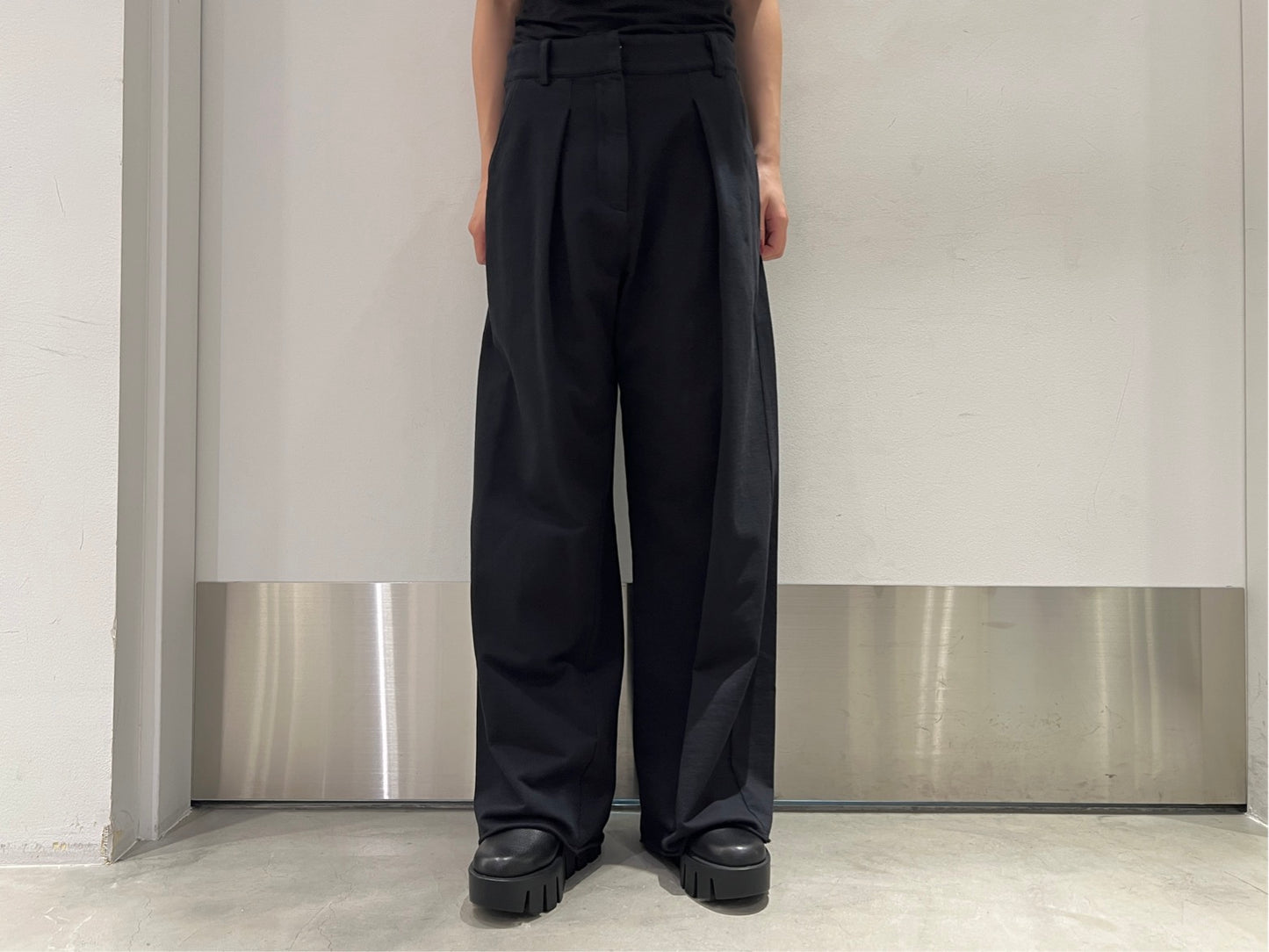 タックパンツ【25AW】