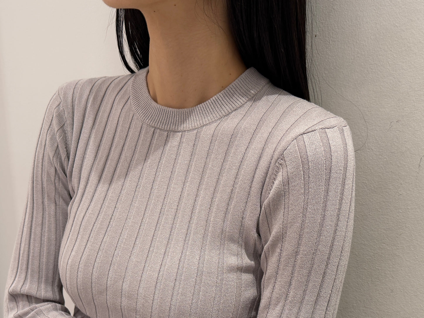 ワイドリブクルーネック