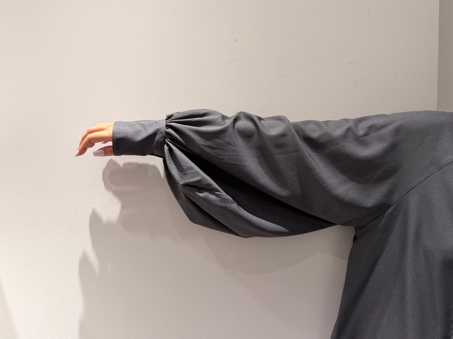 DIFFERENCE GATHER SHIRT