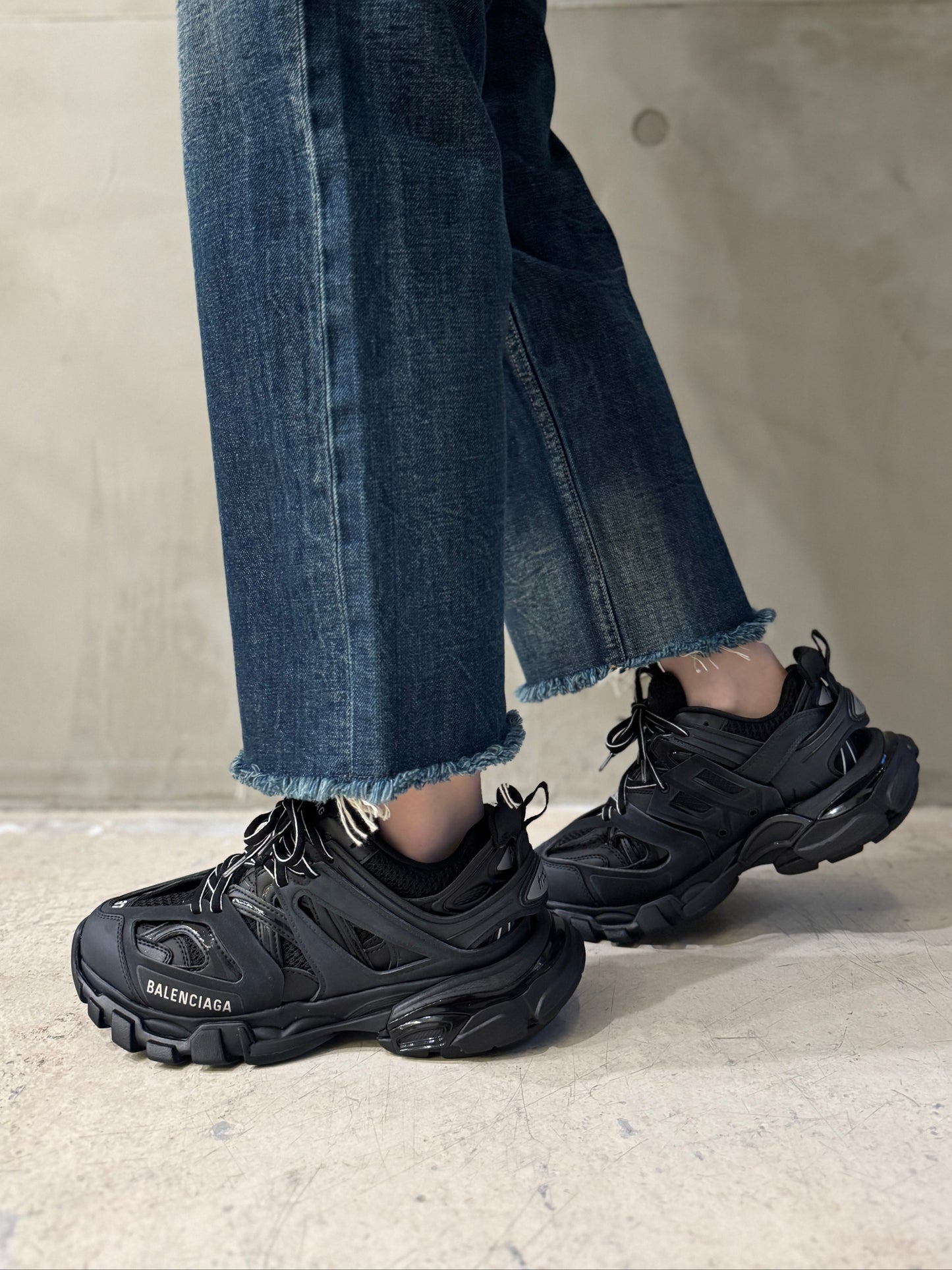 TRACK スニーカー（UNISEX）