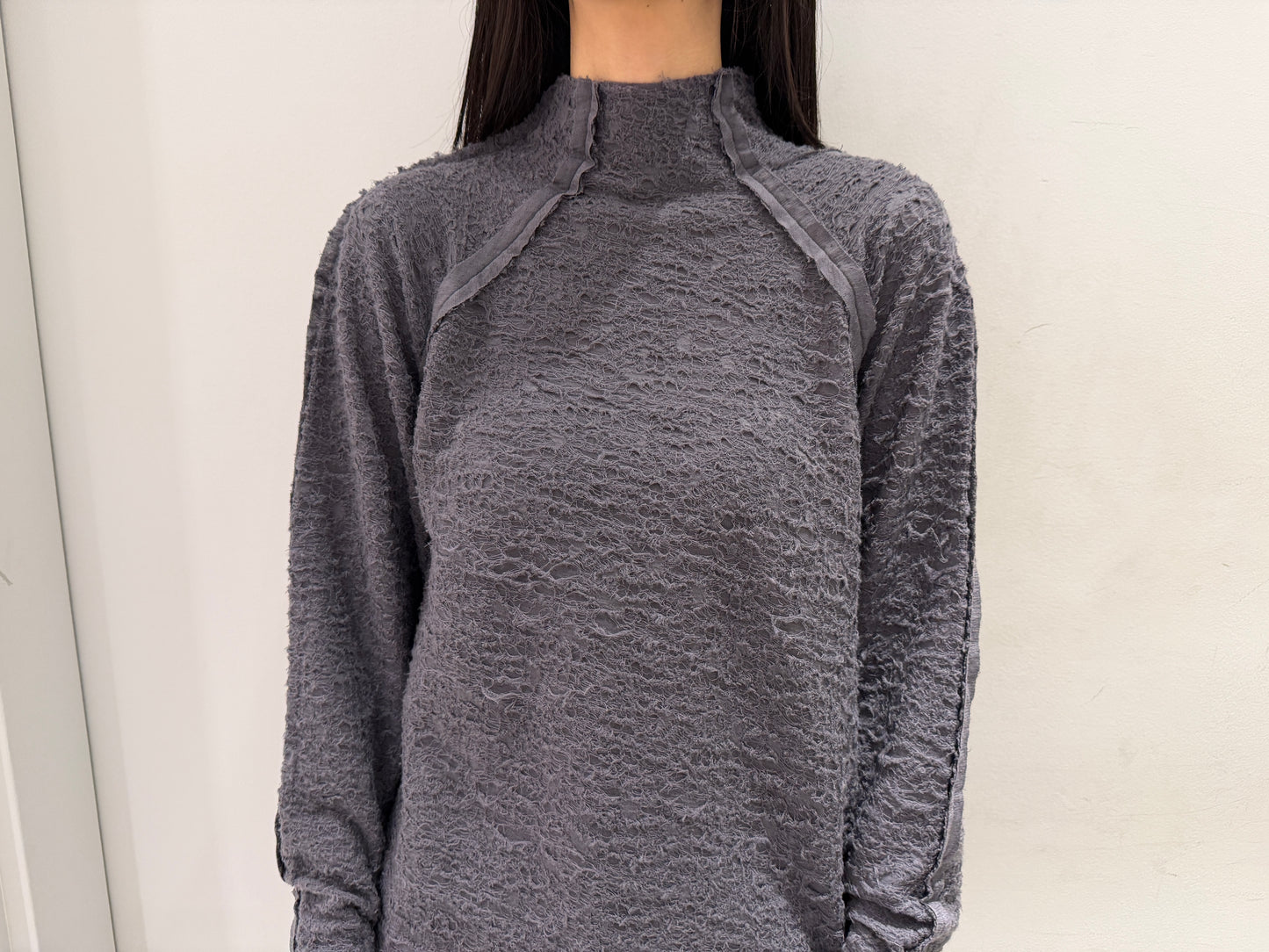 WOOL JACQUARD CUT-OUT TURTLE NECK TOP【25AW】