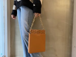 MEDIUM FILE BOXバッグ