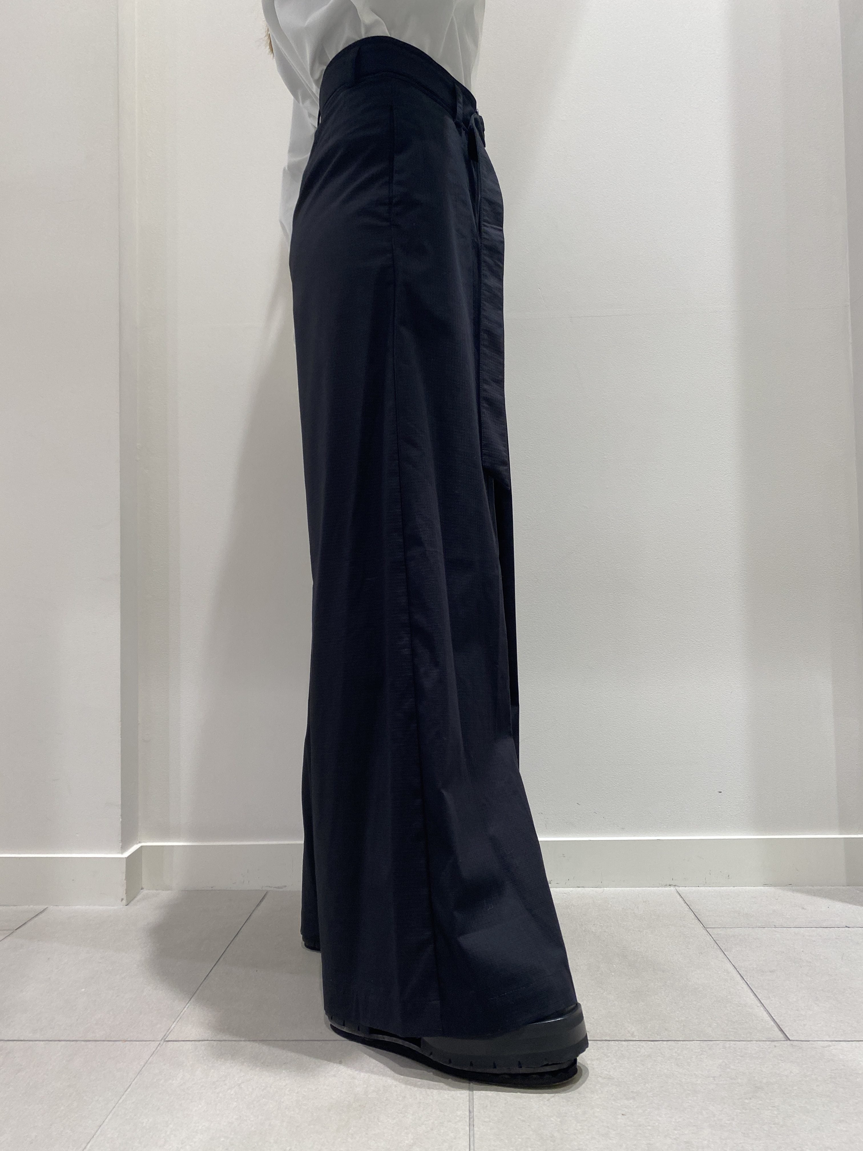 ベルト付ワイドパンツ｜Christian Wijnants（クリスチャンワイナンツ